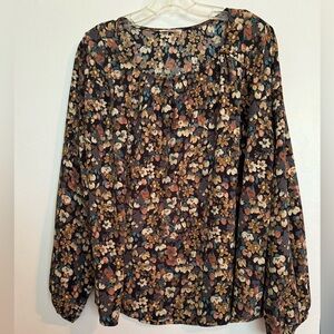 Women’s blouse